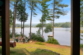 Lakefront Wprivate Beach - Luxury Log House! - 5