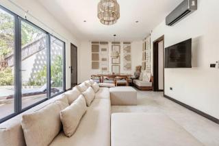 Enchanting 4BR VillaΔ Pool& RooftopΔPrime location - 2