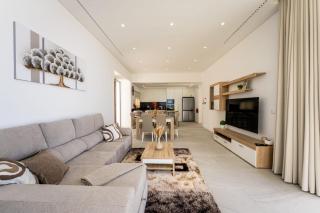 Villa Matias - Private pool and family comfort - 8