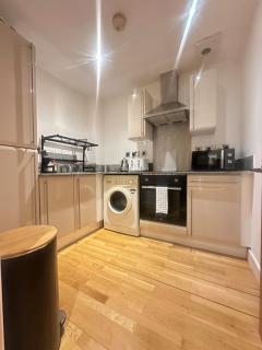 The Central Suite - 3