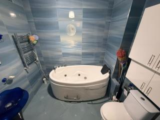 Просторная квартира в самом центре, на улице Абовяна, возле Северного проспекта и Лебединого озера, Киномосквы, с видом из открытого балкона и окон Без комиссии - 8