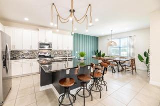 Unique 5 Bdrm Villa with Game Room at Encore - 3