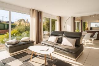 Architect-designed villa - Marin - 3