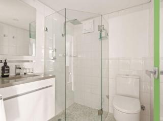 Cosy Studio with City Views - 9