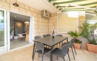 Nice Apartment In Selca With Kitchen - 3