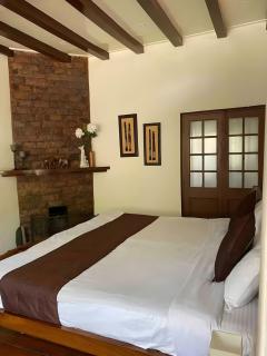 Mid Hill Cottage Guest Suites Nongrim - 1