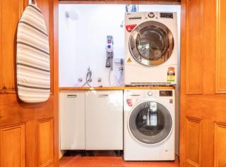 Delightful 4-Bed Home near Centennial Park - 5