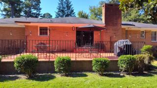 Modern 3BR-3BA Brick Home Near Everything - 5
