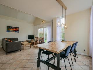 Spacious holiday home in Julianadorp - 9