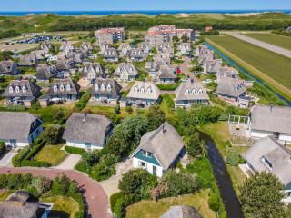 Coastal Garden Escape Near the Dunes - 8