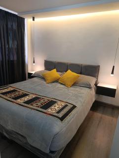 Departamento Black and Gold de lujo, confort y ducha Spa - 5