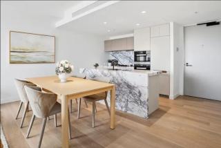 JEWEL RESIDENCE Luxury Surfers Paradise Apartment with Shared Pool - 8