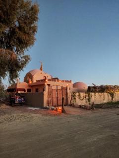 Friendo's House & Hot Spring - 6