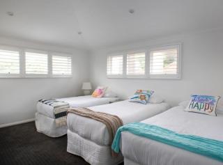 Elegant 3-Bed Heritage House with Swimming Pool - 5