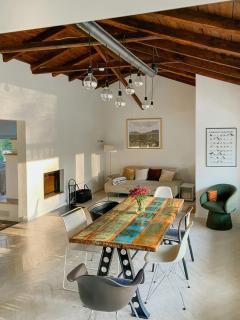 Lake House With Private Dock At Nature Reserve - 0