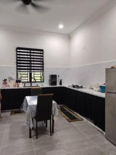 D'PineA Field Homestay - 7