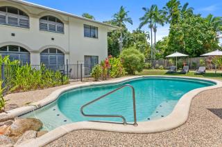 Salt & Sand Retreat - 2 BR Resort Stay - Spa - 3