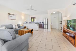 Salt & Sand Retreat - 2 BR Resort Stay - Spa - 1