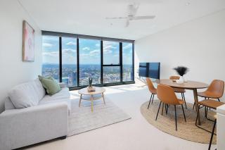 Panoramic 3-Bedroom Skyscape with Free Parking - 0