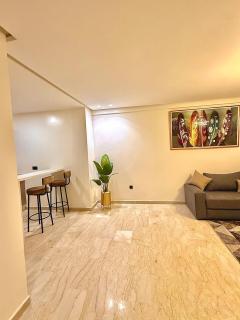 Modern studio in Burgundy - 9