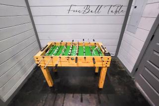 4BR Cabin - Hot Tub - Fire Pit - BBQ - Patio - Pets - 6