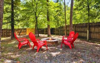 2BR Private Cabin - HotTub - Fire Pit - BBQ - Patio - 7