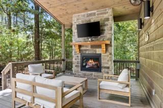 The Rustic Repose - Hot Tub - BBQ - Pets - 9