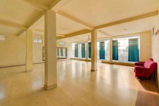 Hotel O CM PLAZA - 9