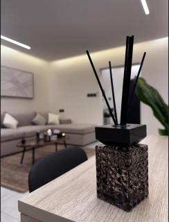 استديو لوفينا 2 - 1