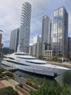 Canary Wharf Riverview apartment - 5