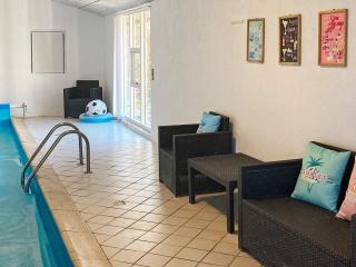 6 person holiday home in Oksbøl-By Traum - 2