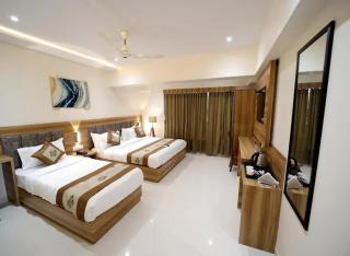 Hotel Sunshine At Delhi Airport - 0