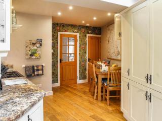 Pond View Cottage - 1