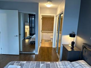 Luxury Condo with a Sauna Pool Jacuzzi & View - 4