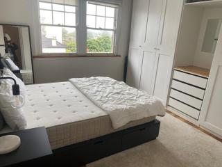 2 Bedroom, Modern Beach Retreat, Walk to Manly Beach & Cafés - 7