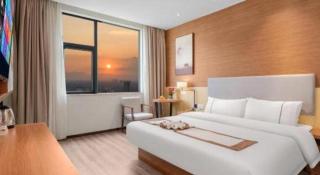 JTOUR Inn Yulin Railway Station Industrial Products Market - 6