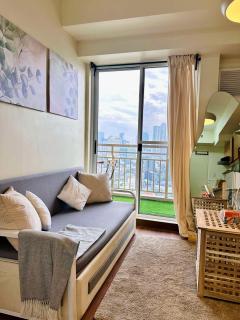 Prisma Residences by Kozy Mood near BGC - 7