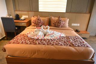 Boulevard Premium Luxury Hotel - 3