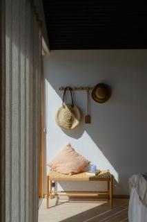 Find Peace In Architect-Designed House In Dunes - 2