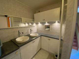 Country house in the village of Vouglans - 4