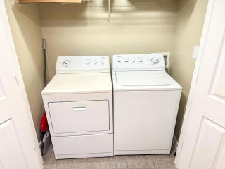 Crescent Shores S 311 - 4