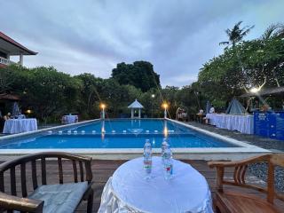 New Mekar Jaya Hotel - 9