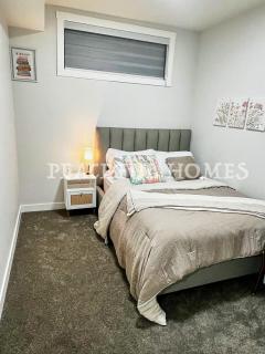 Peaceful Homes - Elegant 2 Bedroom Suite - 5