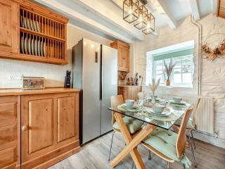 Old Stables Cottage - 2