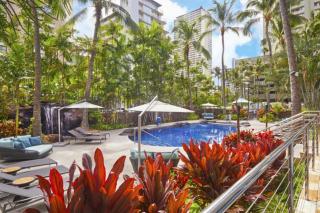 Courtyard by Marriott Waikiki Beach - 7