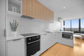 St Kilda Skylife by Ready Set Stay - 3