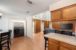 Family Retreat in DFW with Pool, Games, Relax and Enjoy - 8