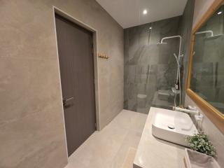 Luxury BRAND NEW VILLA and Near Beach #1 - 9