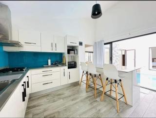 New! 3-Bedroom Private Pool Villa in Grand Baie - 4