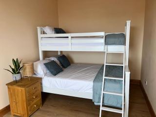 Tigh Maura- Coastal Retreat - 6